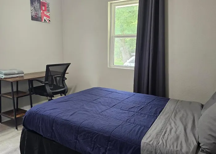 Charming 4Br Bundle Near Downtown & Airport
